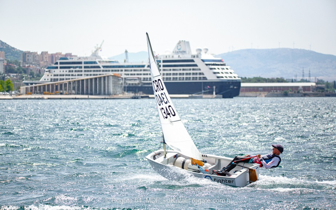 Jakov Blinja iz Jedriličarskog kluba Šibenik najbolji na Valovoj festivalskoj regati optimista