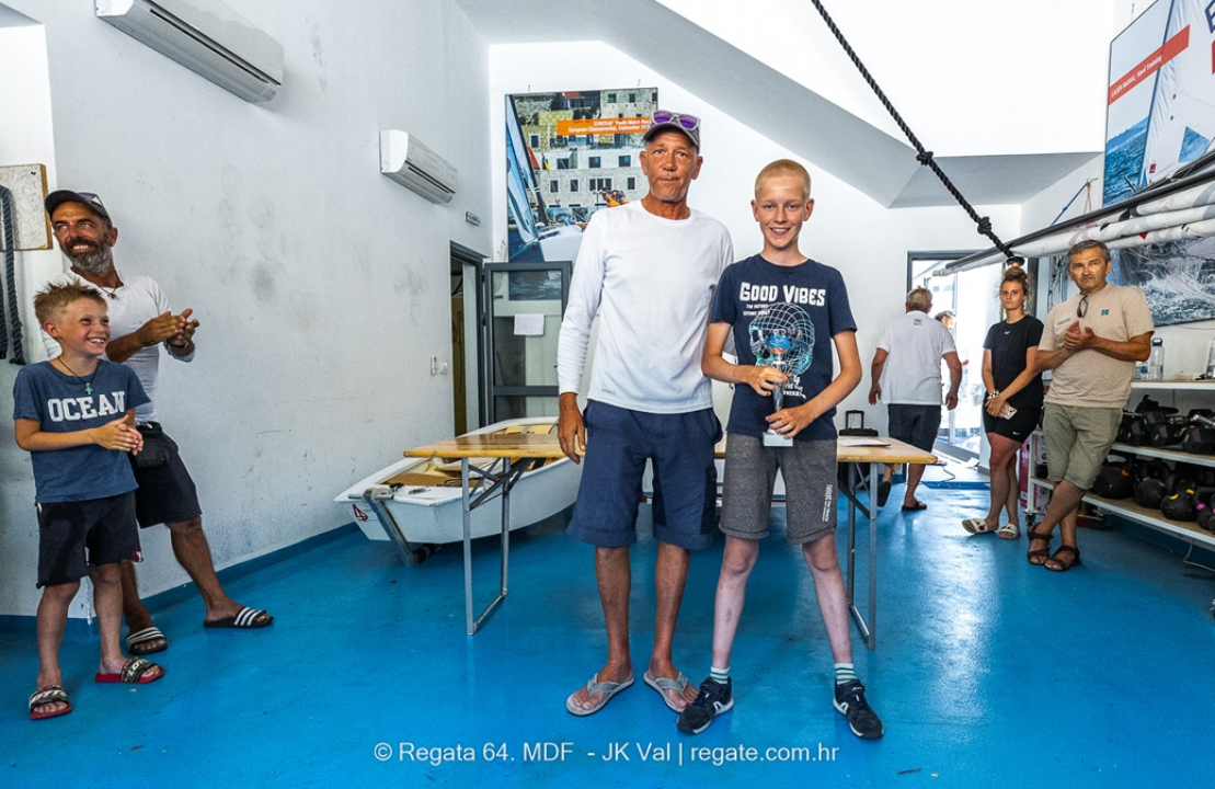 Jakov Blinja iz Jedriličarskog kluba Šibenik najbolji na Valovoj festivalskoj regati optimista