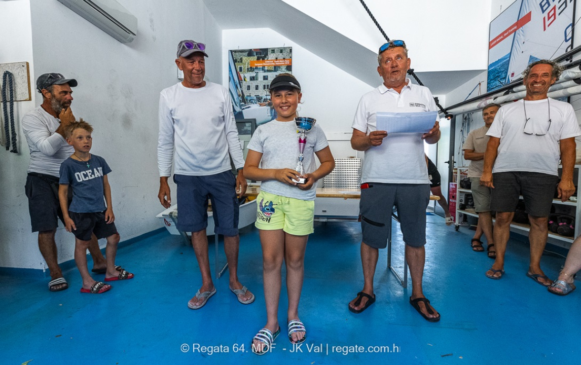 Jakov Blinja iz Jedriličarskog kluba Šibenik najbolji na Valovoj festivalskoj regati optimista