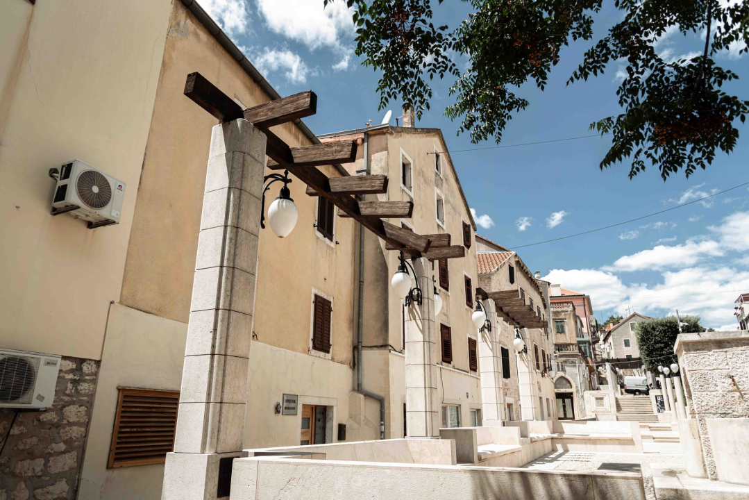 Izbjegavajte Stari pazar kod česme, barem do sutra ujutro