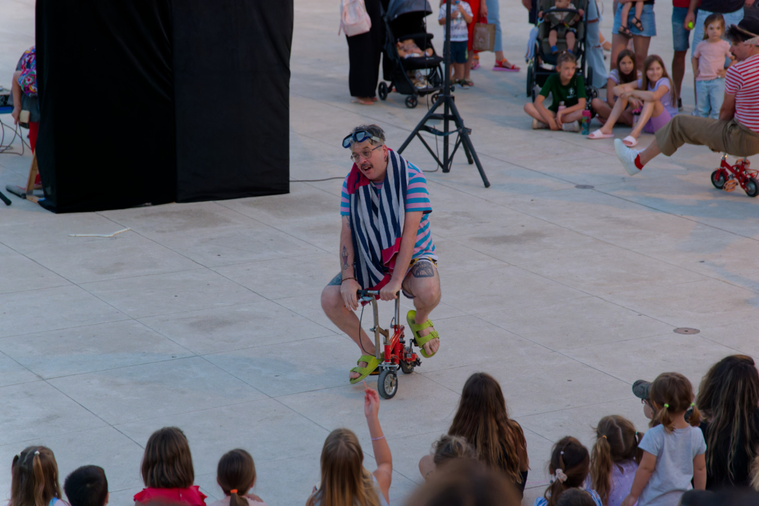 Programi MDF-a se danas nastavljaju u Drnišu, Solarisu i Šibeniku: Provjerite raspored 