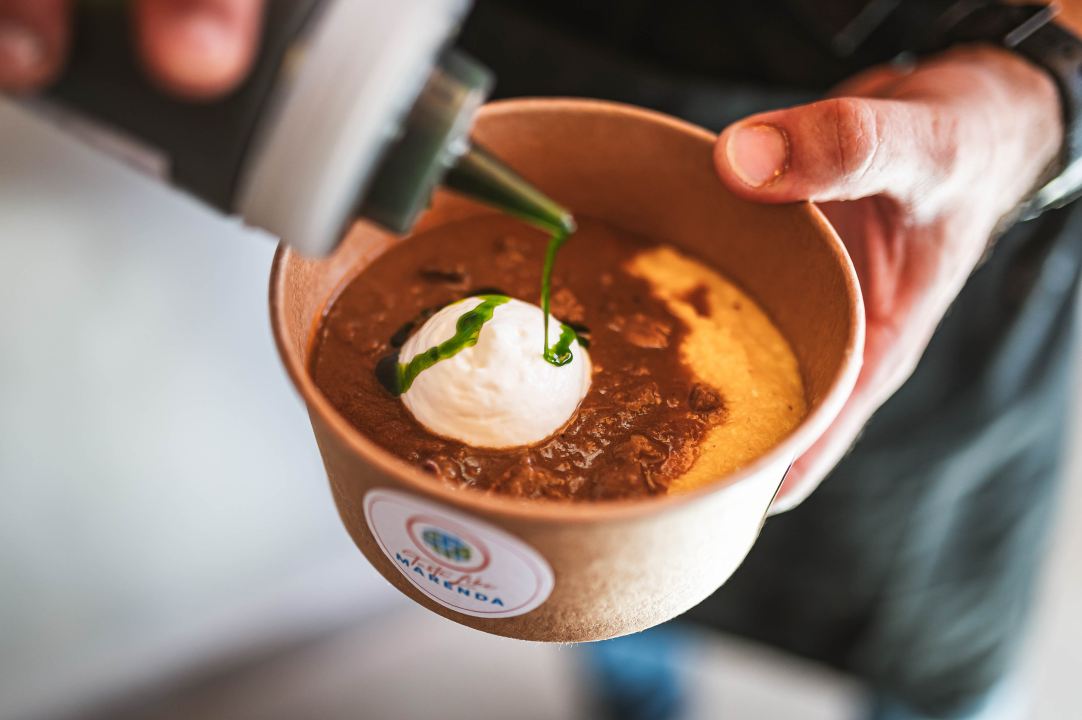 Tragom carskog jelovnika u Kistanjama s Dinom Bebićem, jela se janjeća jetrica