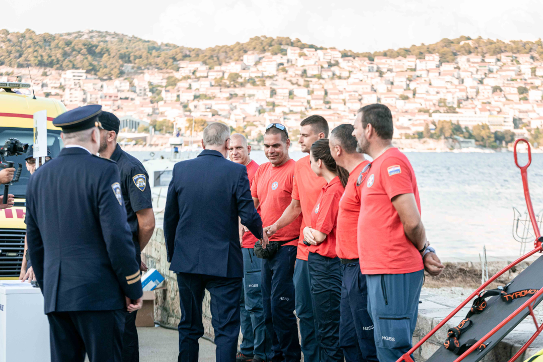 Na Martinskoj se okupili policajci, a Božinović poručio: 'Jedna smo od najsigurnijih zemalja na svijetu'