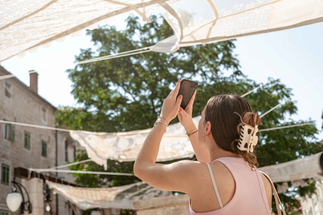 Od danas na Starom pazaru vam ženski ručni rad pruža hlad: 'Neka ovo postane mjesto druženja'