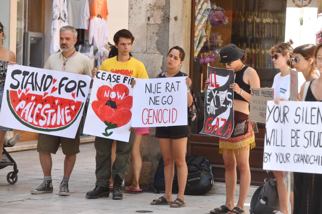 Na početku Kalelarge miran prosvjed protiv genocida u Palestini: Pridružujemo se otporu 