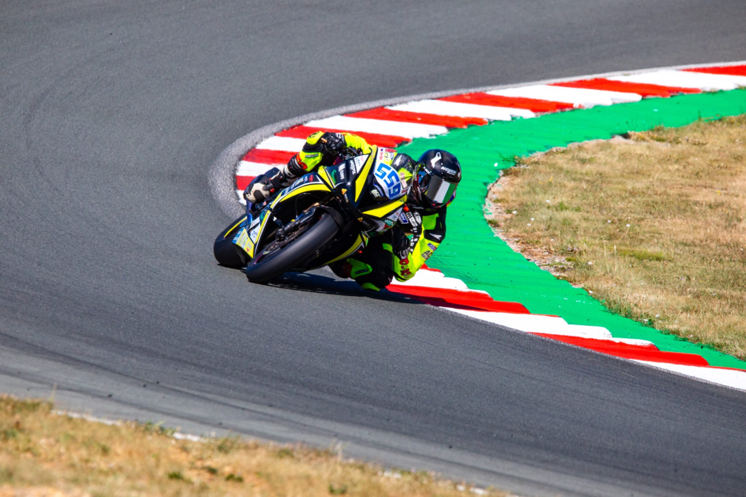 AC1 racing team iz Šibenika uspješan i po kiši i po vrućini: Marko Jerman blizu naslova prvaka Europe