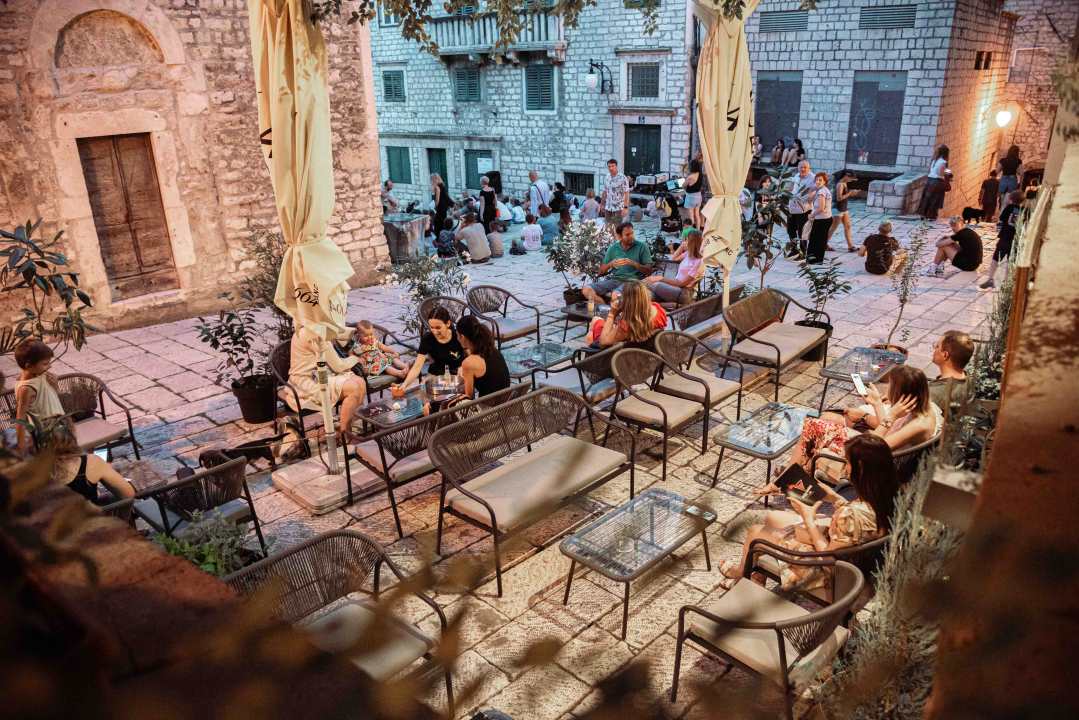 Rashladite se osvježavajućim pićima Ginfinity Bara! 