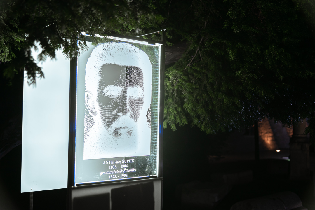 Uz Sjene, Big Band Šibenik i DJ-a obilježen dan kad je Šibenik dobio javnu rasvjetu na izmjeničnu struju