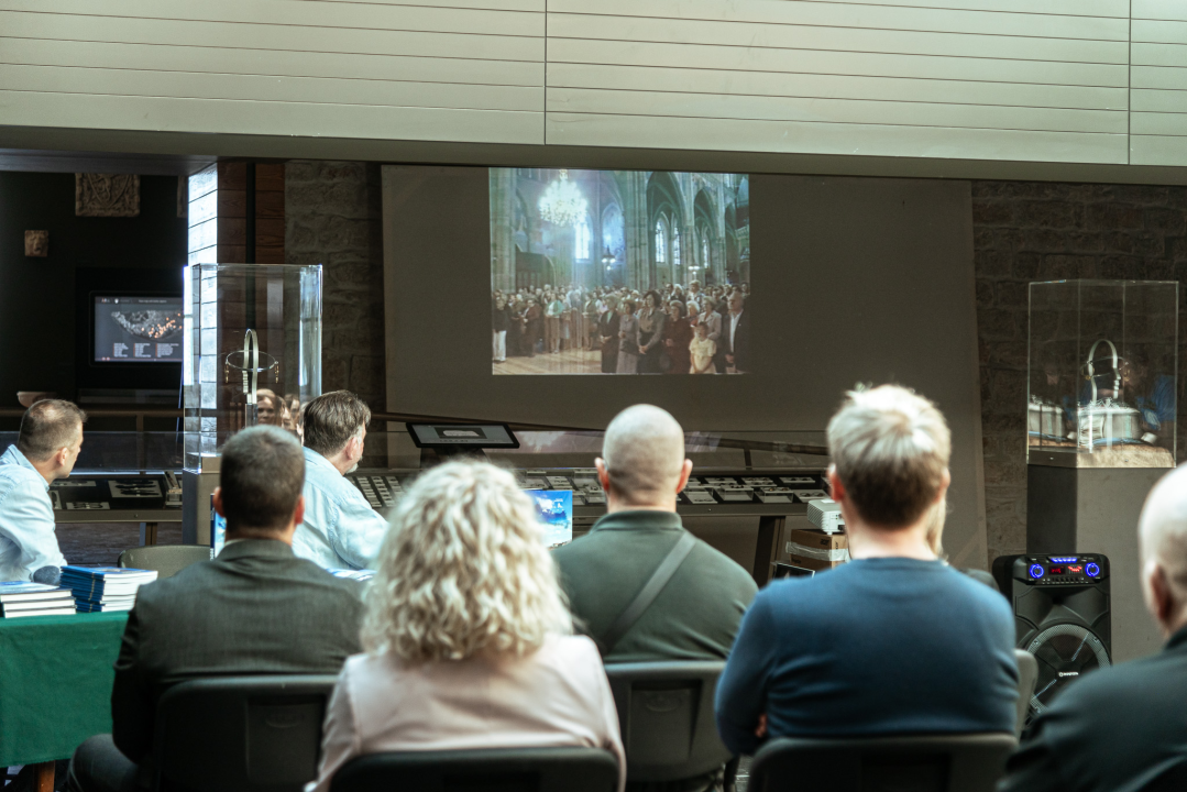 Predstavljena monografija 'Pravo na dom' Branka Peke
