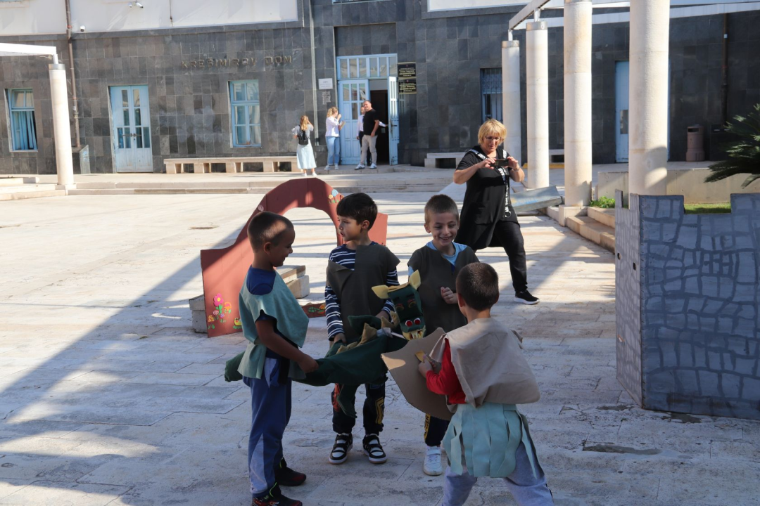 Mališani iz šibenskih vrtića glazbom, plesom i igrom obilježili Dan grada