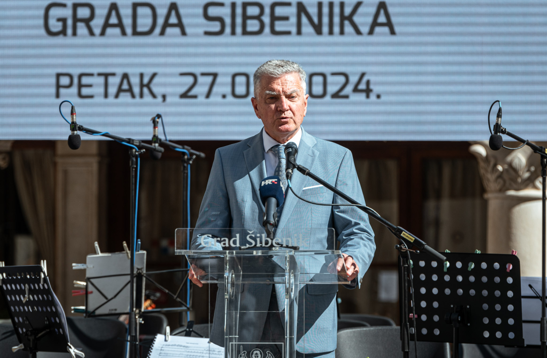 Ivica Tucak dobio nagradu za životno djelo Grada Šibenika: 'Ovo puno znači'