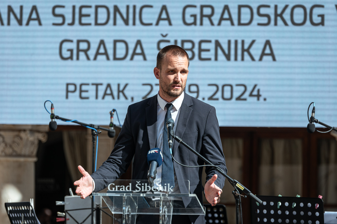 Ivica Tucak dobio nagradu za životno djelo Grada Šibenika: 'Ovo puno znači'