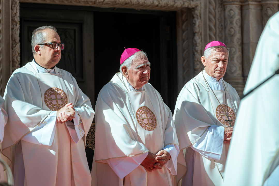 Povodom Dana Šibenika održana tradicionalna svečana procesija ulicama grada i sveta misa