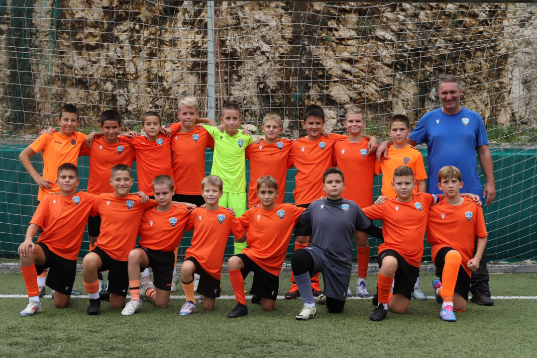 Dječaci Lokomotive i djevojčice iz Stankovaca pobjednici nogometnog turnira na Šubićevcu