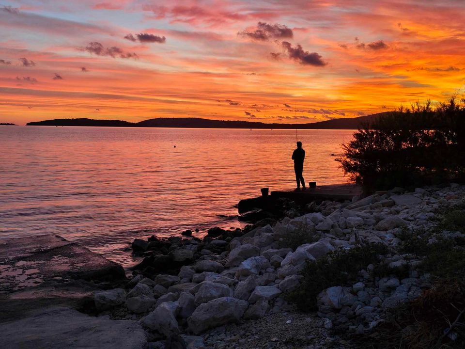 Bajkoviti prizori zalaska sunca iz Brodarice oduzimaju dah