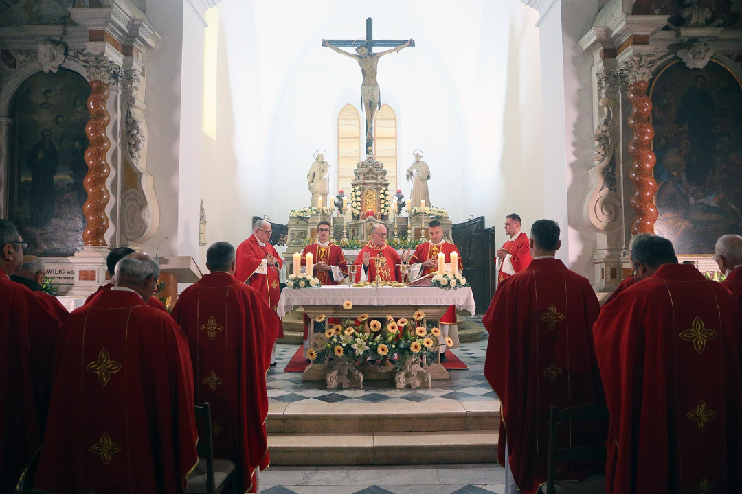 Misom i procesijom u Šibeniku obilježen blagdan sv. Nikole Tavelića