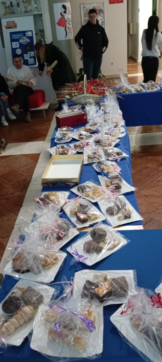 Sveti Nikola i Krampus posjetili učenike i djelatnike Medicinske škole