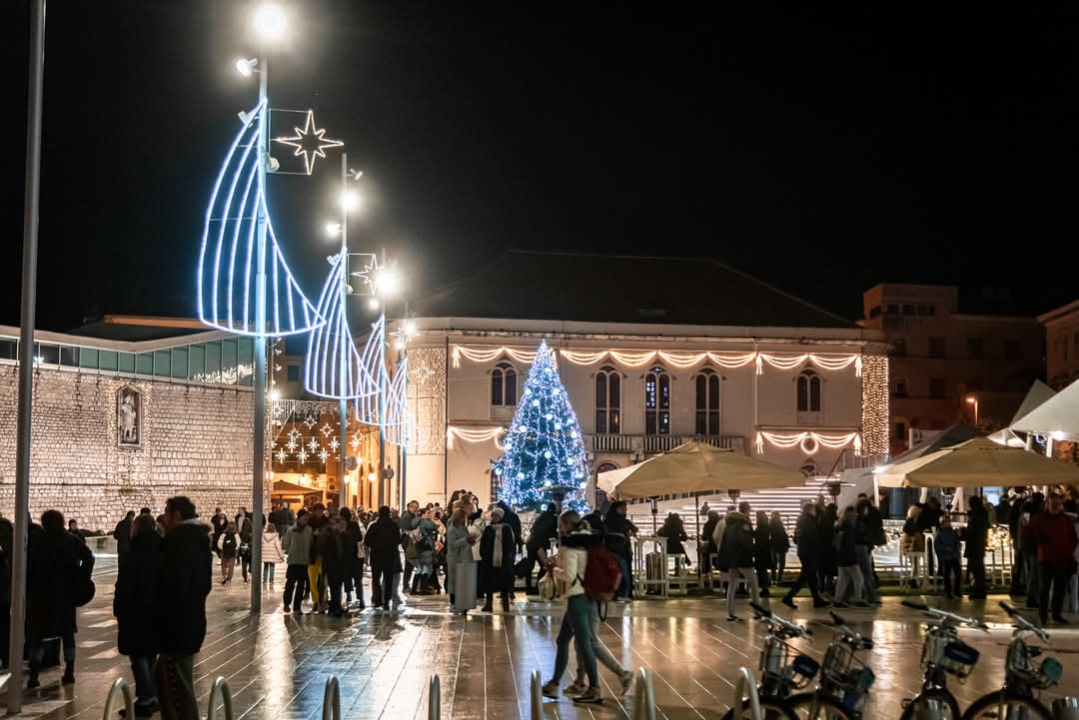 Otvorena sezona klizanja: Ledena avantura osvaja Šibenčane i njihove goste