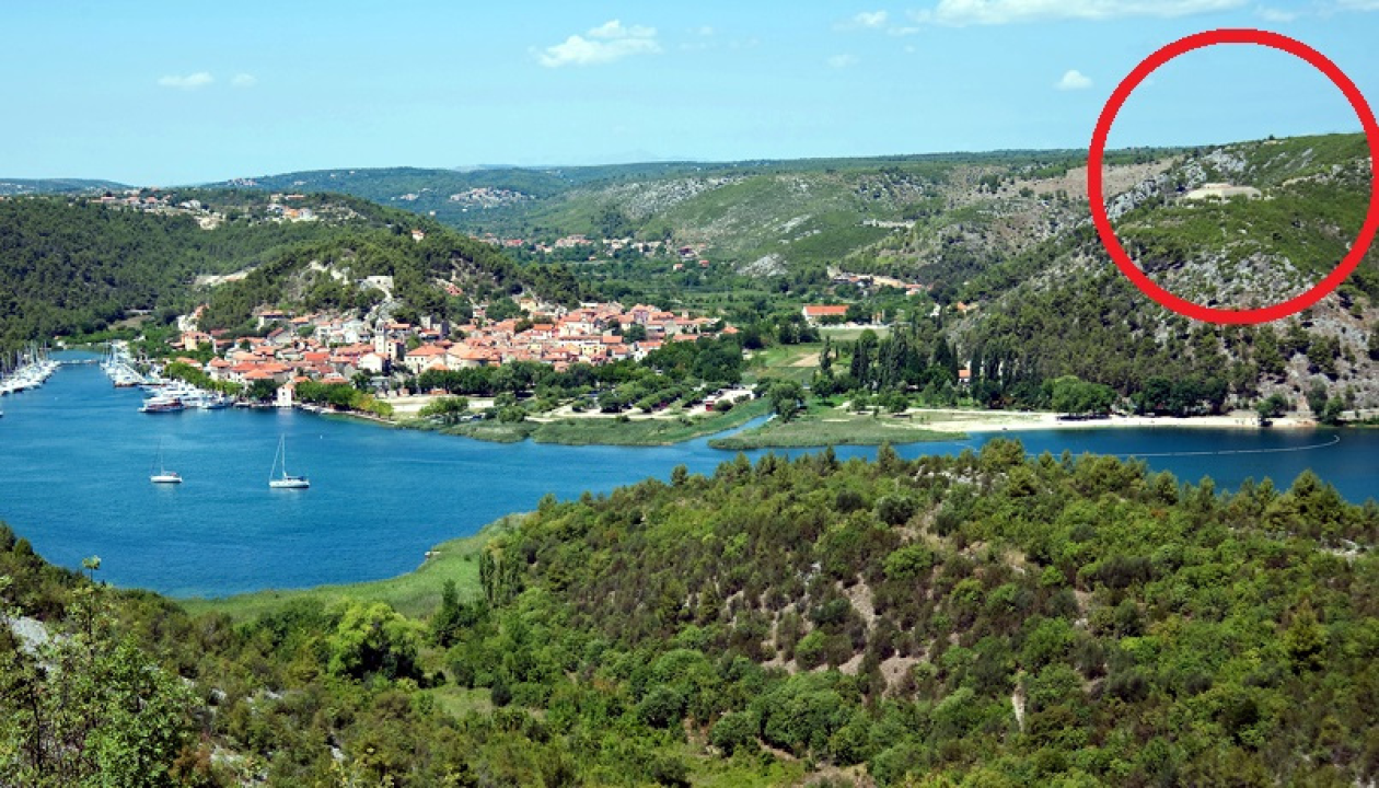 Iako nam je bila ispred nosa, osmanska utvrda iznad Skradina otkrivena tek nedavno 