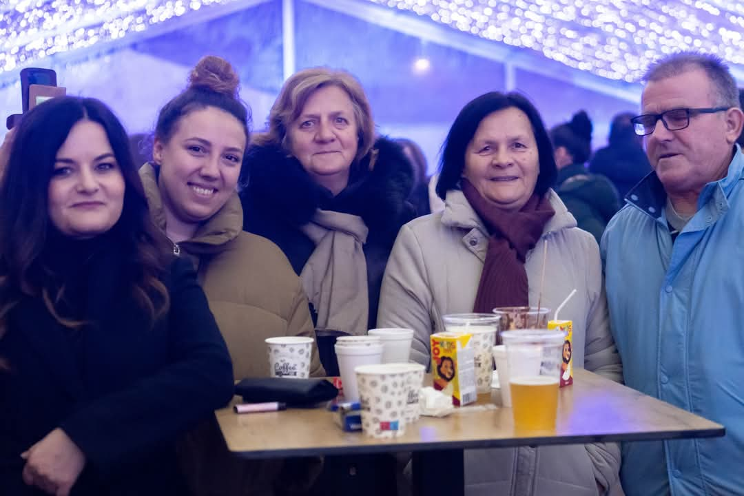 Advent u Kninu i ovaj tjedan nastavlja spajati zajedništvo i blagdanski duh. Provjerite što su pripremili