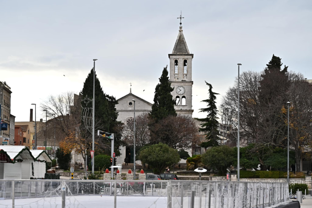 FOTO Đir po gradu, srijeda 25. prosinca