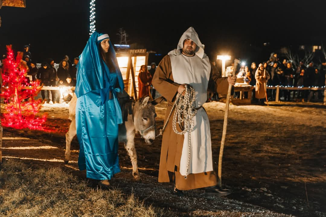 U Čavoglavama uprizorene žive jaslice. Pogledajte kako je bilo