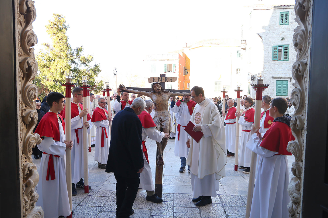 Biskup Tomislav Rogić otvorio Jubilarnu godinu u Šibenskoj biskupiji