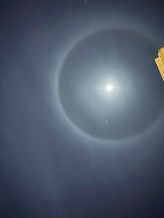 Na nebu iznad Šibenika snimljen neobičan Mjesečev fenomen 