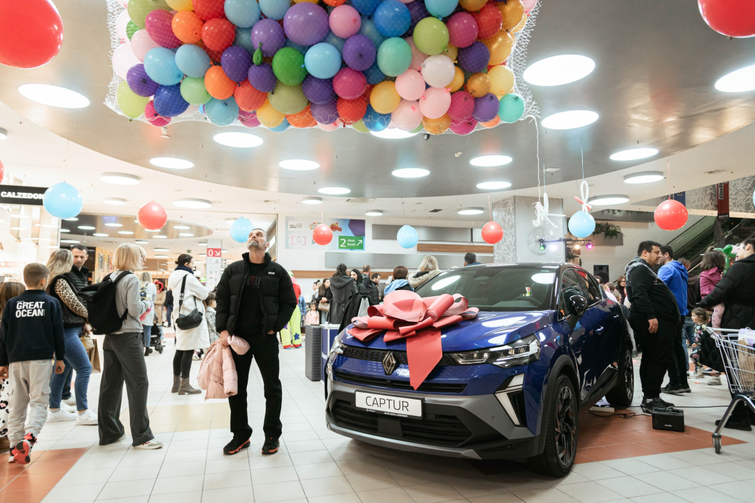 Završilo je veliko finale nagradne igre Dalmare centra: Renault Captur otišao u sretne ruke!