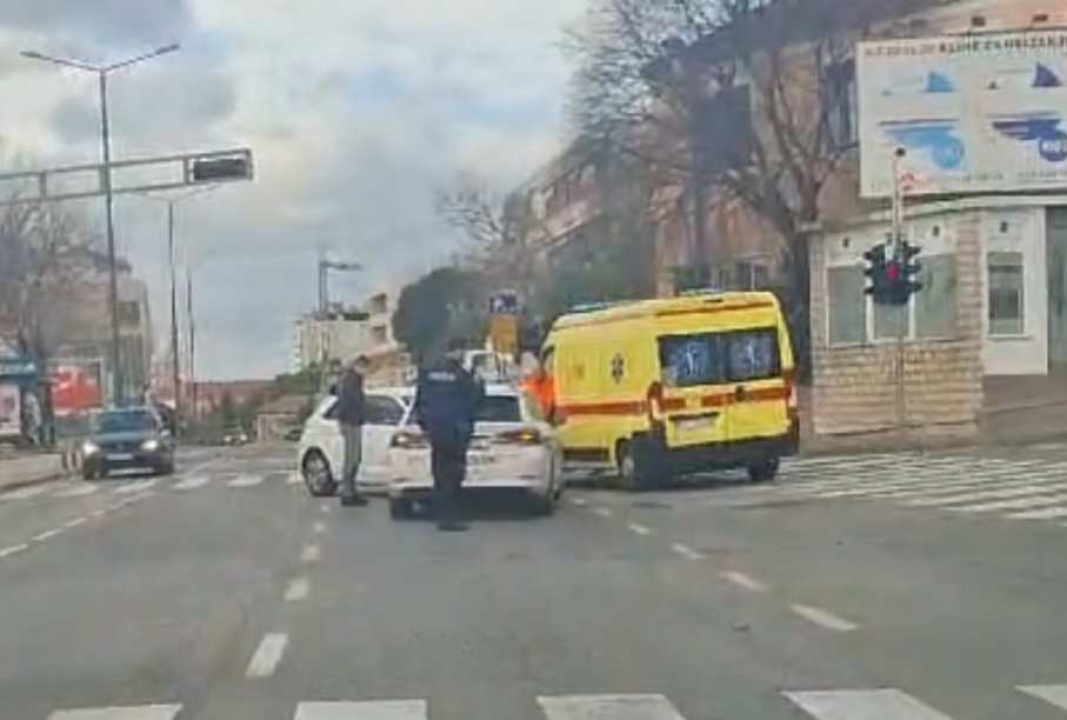 Prometna nesreća na Baldekinu: Sudar policijskog i osobnog automobila