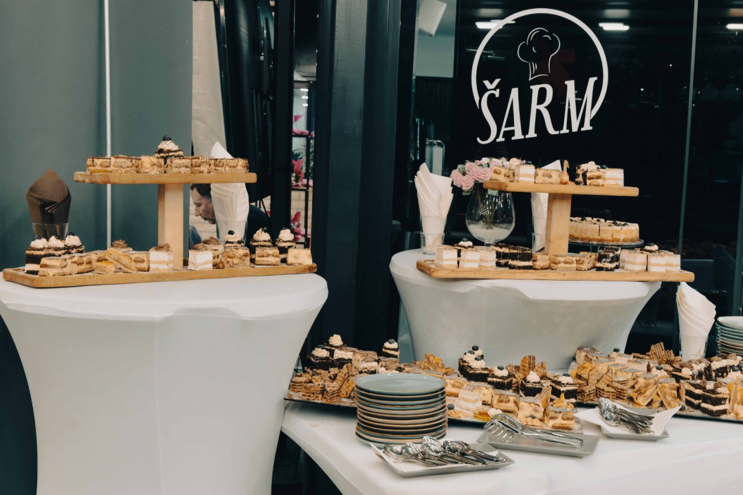 FOTO Provedite Valentinovo u restoranu Šarm u Vodicama