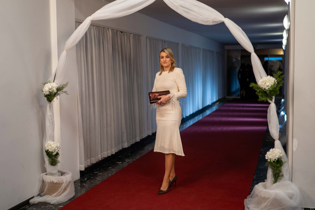 FOTOGALERIJA Zavirite na spektakularni Maturalni ples Ekonomske škole (2)