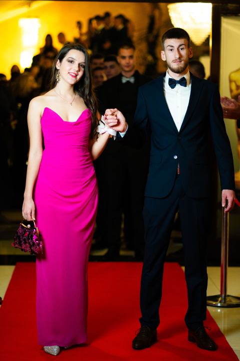 FOTOGALERIJA Zavirite na maturalni ples Industrijsko-obrtničke škole Šibenik (1)