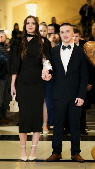 Zavirite na blještavi maturalni ples Prometno-tehničke škole Šibenik (1)