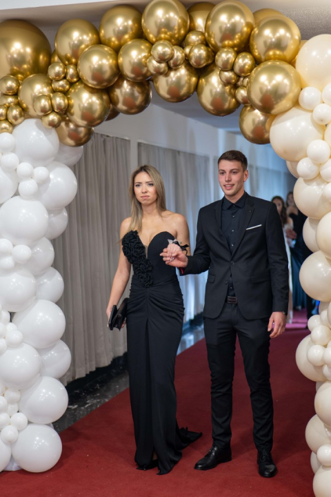 Zavirite na maturalni ples šibenske Medicinske škole (1)