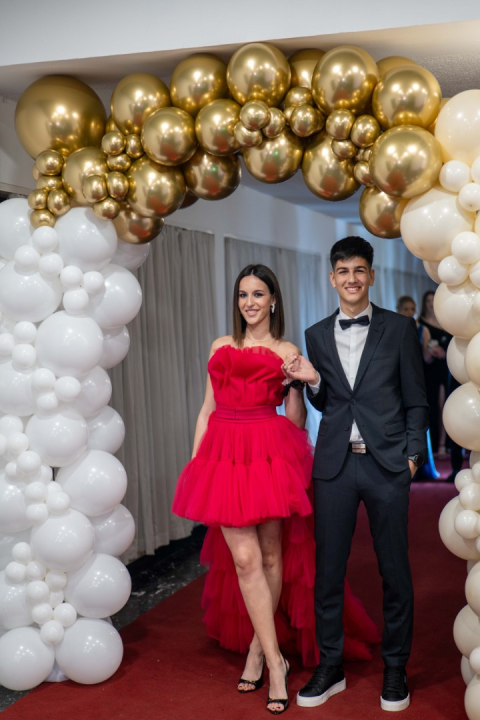 Zavirite na maturalni ples šibenske Medicinske škole (1)