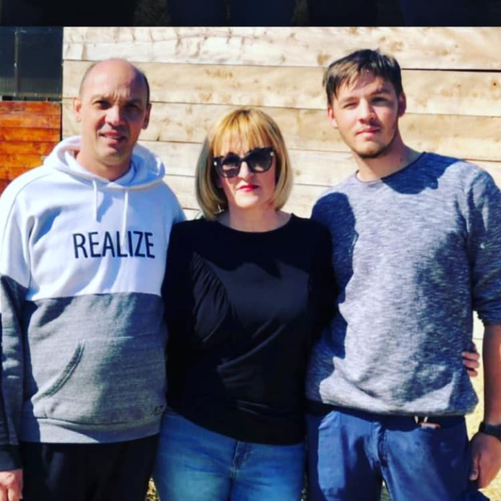 Ivana Šimac Mehić bila je 22 godine medicinska sestra, a sada je uspješna i sretna poduzetnica na svom OPG -u 