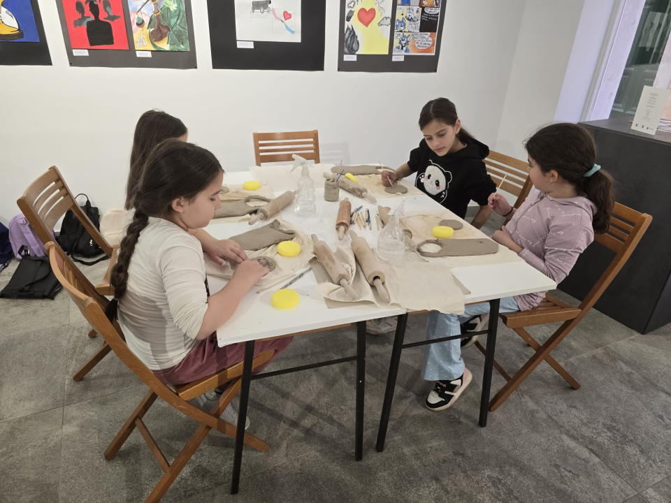 Mali kipari: Školarci iz Unešića izrađivali predmete s motivima katedrale sv. Jakova