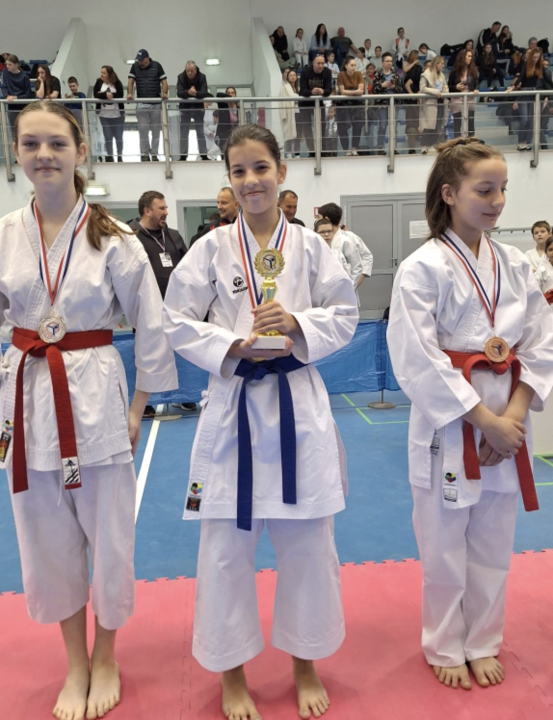 FOTO: Karatašima Osvita 16 medalja s najstarijeg hrvatskog turnira