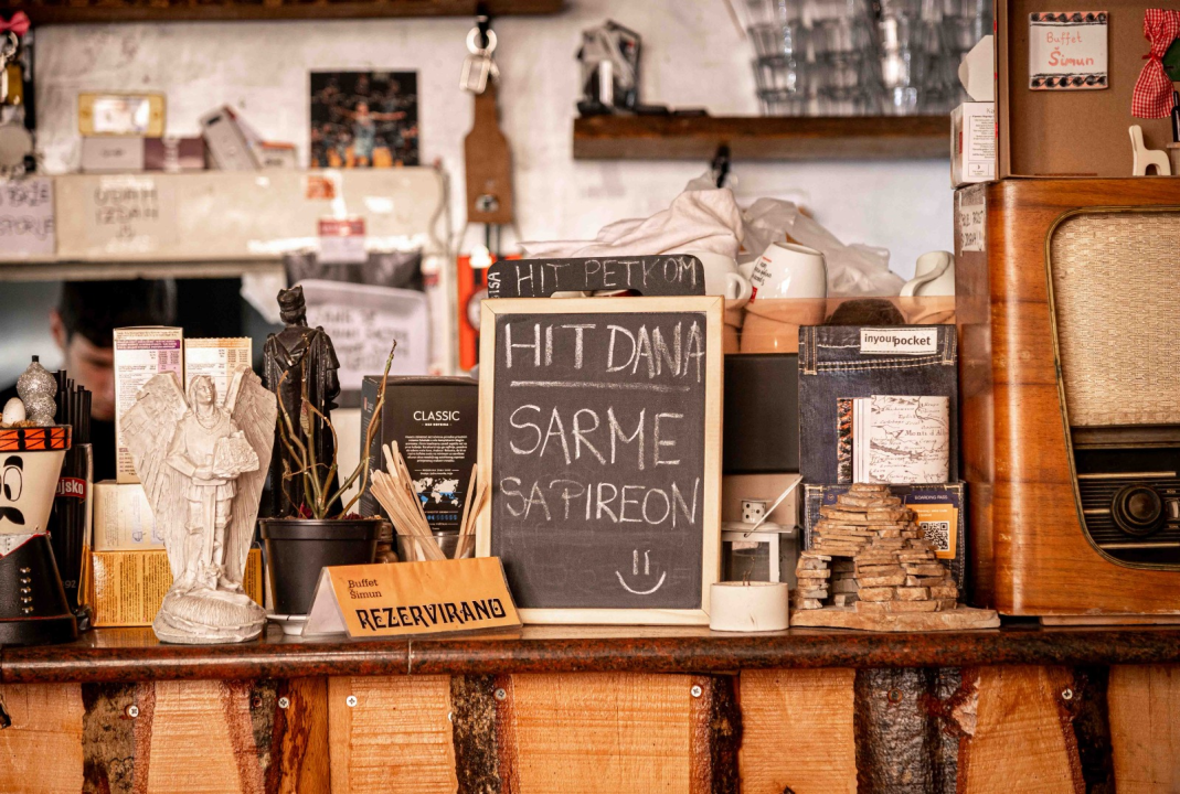 FOTO Uživajte u domaćoj spizi na novoj terasi Buffeta Šimun!