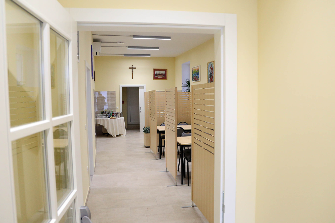 FOTO: Otvorena i blagoslovljena obnovljena Caritasova pučka kuhinja u Šibeniku