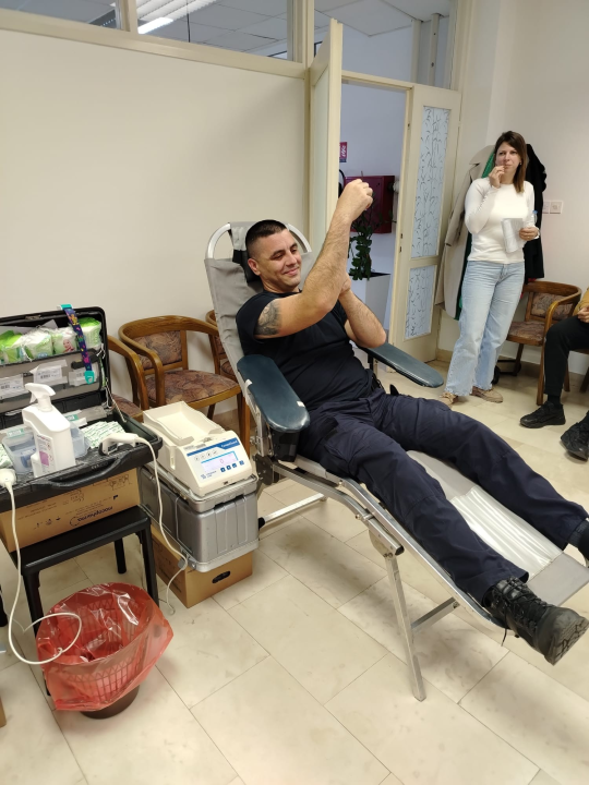 Policijski službenici ponovo pokazali humanost u današnjoj akciji darivanja krvi