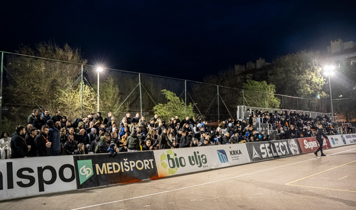 FOTO: Ekipa Van grada osvajač funcutskog rođendanskog turnira, Jurasi zapalili najviše pirotehnike