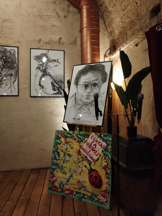 Zvonimir Vila i njegovi 'Vilenjaci' napunili Azimut: Otvorena izložba radova djece iz Centra 'Šubićevac'