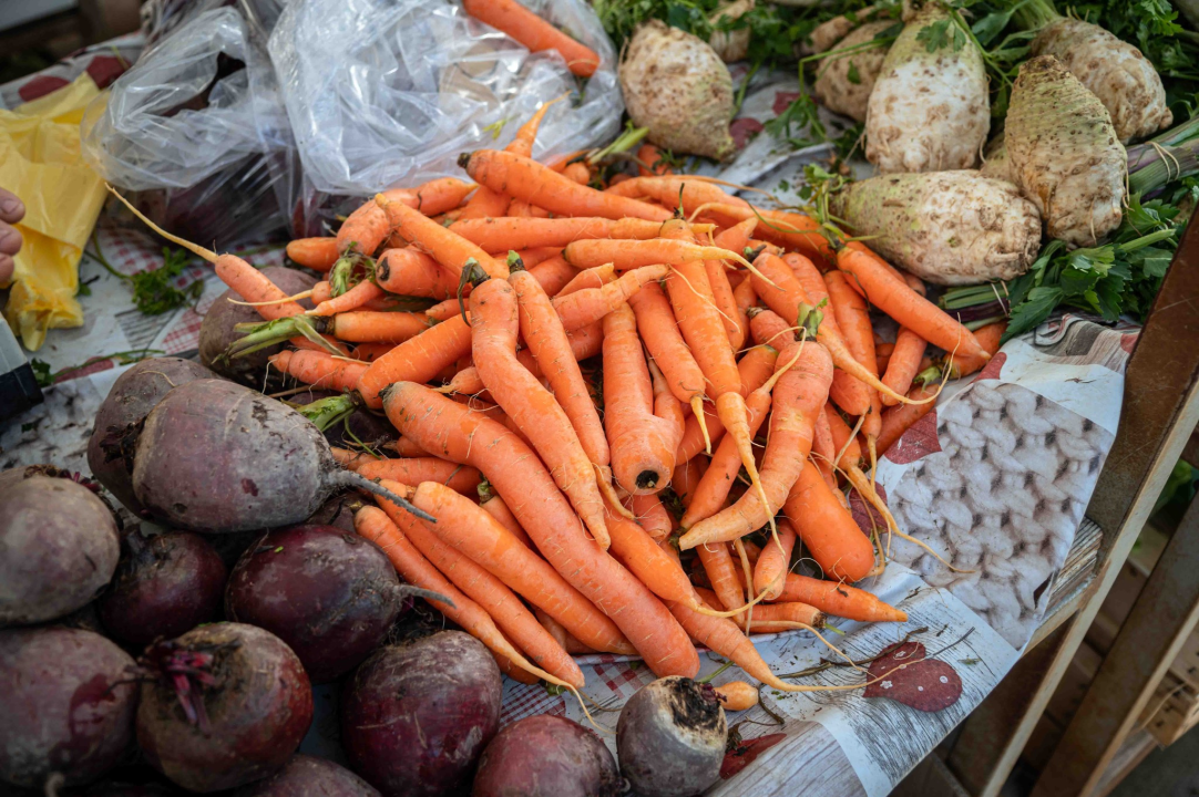 Veliki petak na šibenskoj pijaci: Traži se meso i zelenje, na peškariji nema gužve