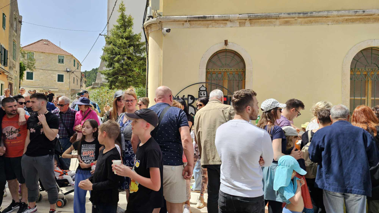 Uskrsni domjenak u Skradinu