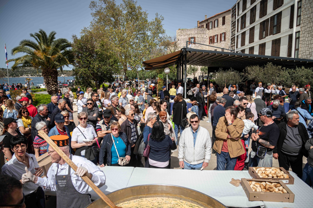 Uskršnji doručak u Šibeniku