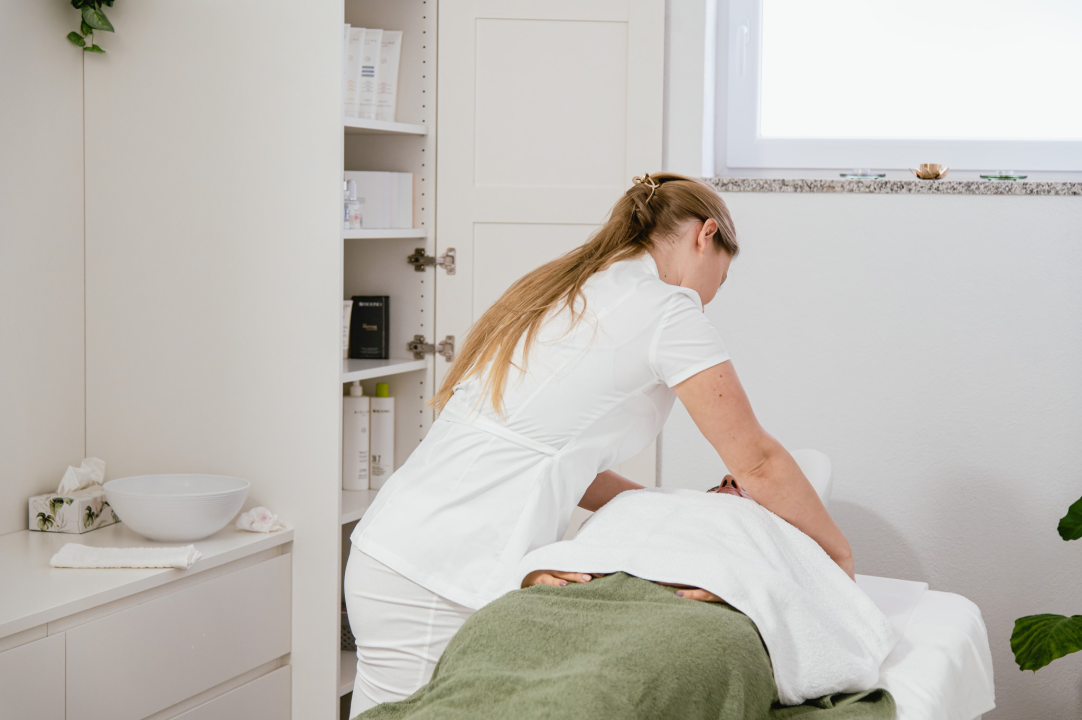 FOTO: Golden Wellness/Skin Expert s ponosom predstavlja novo pojačanje – stručnjakinju zlatnih ruku