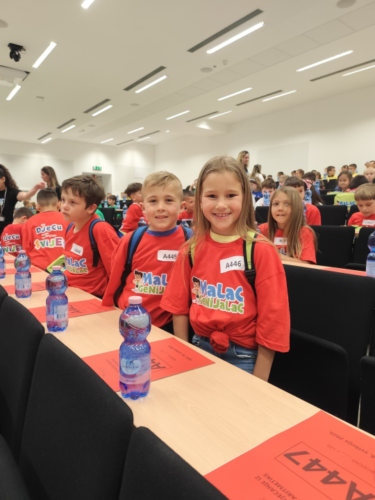 FOTO: Malci Genijalci iz Šibenika rasturili Državno natjecanje iz mentalne aritmetike i matematike