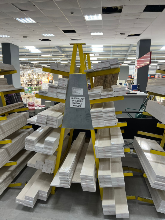 FOTO Besplatna hrana i piće, ogromni popusti i zabava – Građa preuredila svoju poslovnicu u Šibeniku!